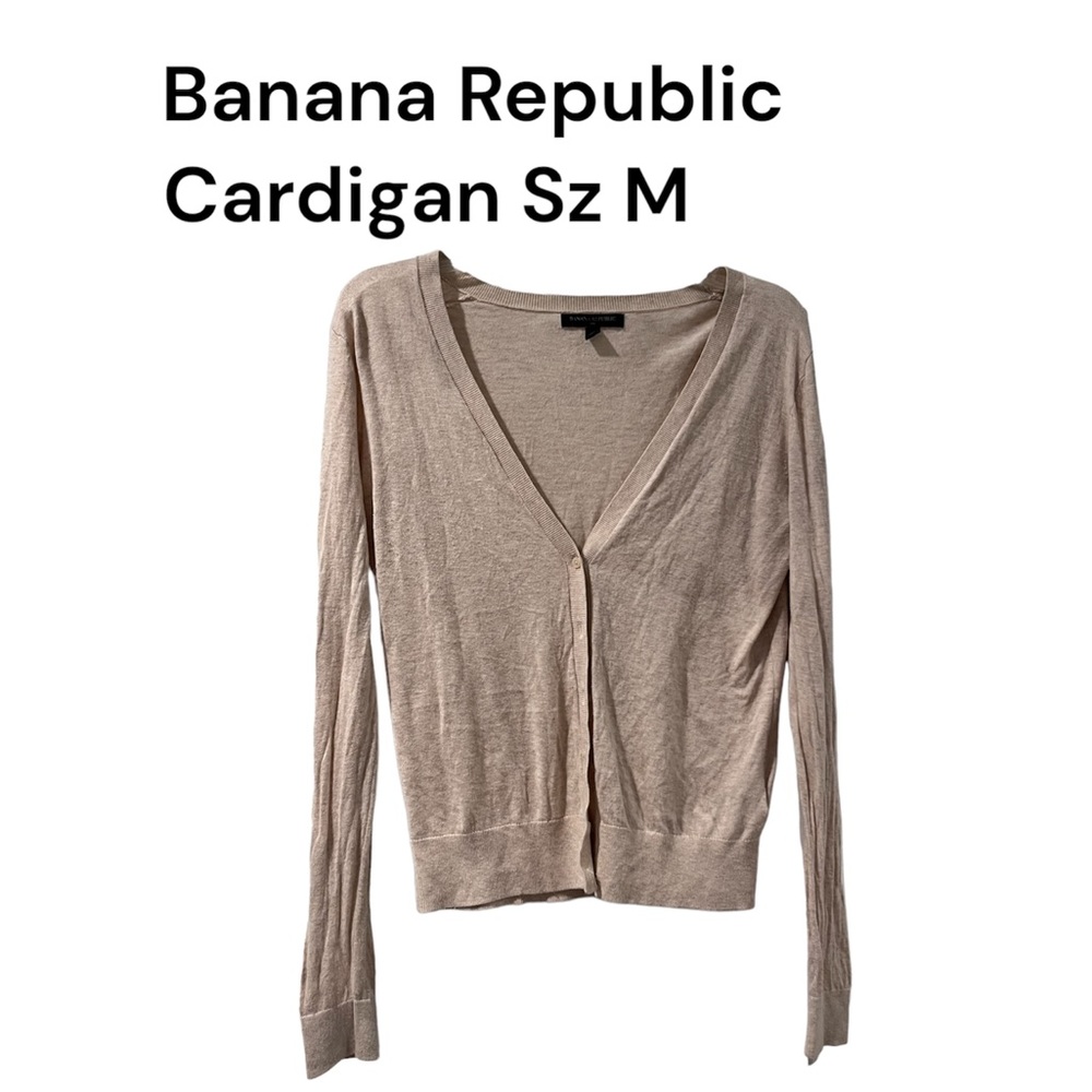 Barely worn Banana Republic Cardigan, M